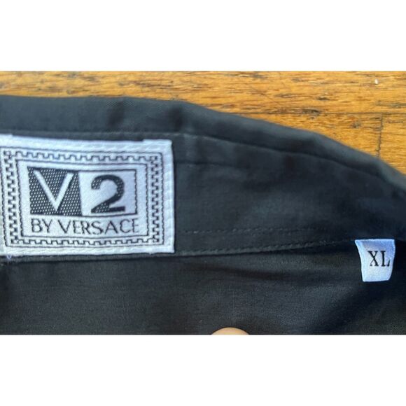 Vintage V2 By VERSACE Black 100% Cotton Button Up Shirt Top   Mens Size XL - Picture 5 of 12